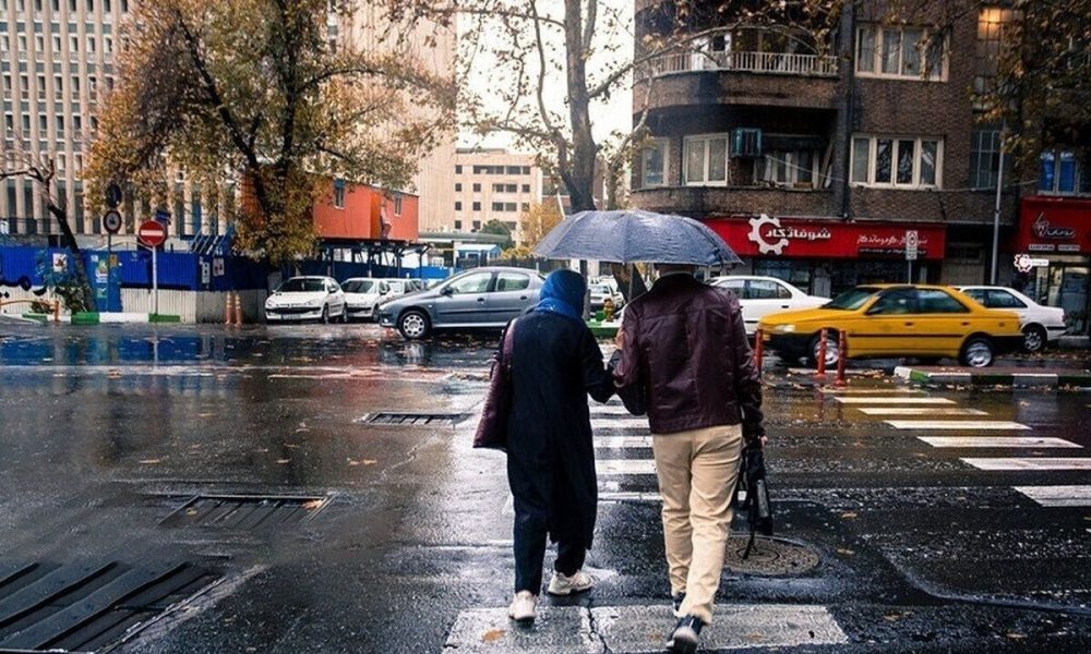 افت محسوس دمای کشور در هفته آینده / زمستان خشک از راه رسید