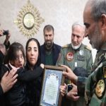 امیر جهانشاهی با خانواده شهیدان سرو آزاد و کیانی دیدار کرد