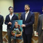 تجلیل از جواد قارایی در نشست جوانان و نخبگان فعال حوزه پیشرفت کشور