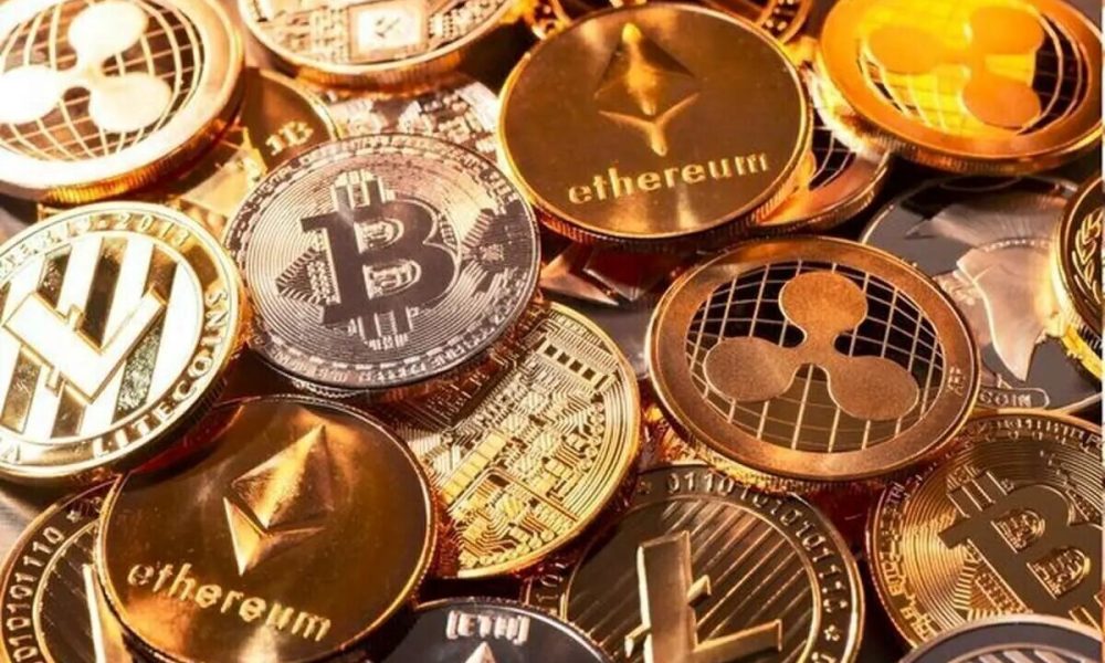 فشار فروش در بازار رمزارز / بیت‌کوین عقب نشست