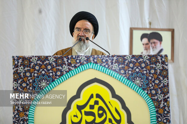 نماز جمعه تهران به امامت آیت‌الله خاتمی اقامه می‌شود