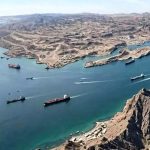 آخرین وضعیت محاصره دریایی و کشتیرانی در تنگه هرمز/ بلومبرگ گزارش کرد