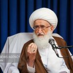 آیت الله نوری همدانی: امروز حفظ وحدت واجب و ایجاد اختلاف حرام است