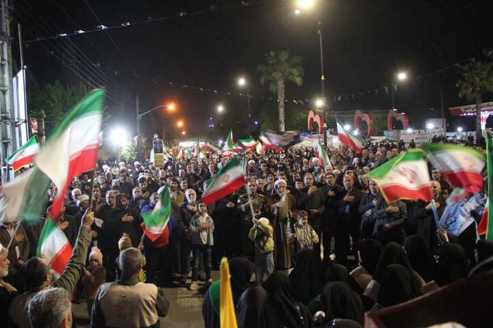 اجتماع حماسی مردم آستارا در حمایت از نظام اسلامی