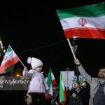 ایستادگی مردم بویین زهرا در شب پنجاه و ششم