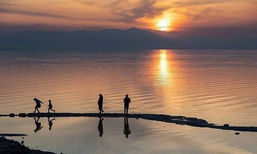 جان گرفتن دوباره دریاچه ارومیه+ عکس