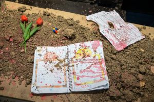 «خط وطن» در برج آزادی برپا شد؛ این خانه به امید زنده است