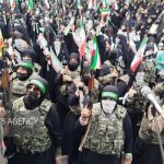 روایت مهر از رژه بانوان گیلانی در رژه «دختران جانفدا»