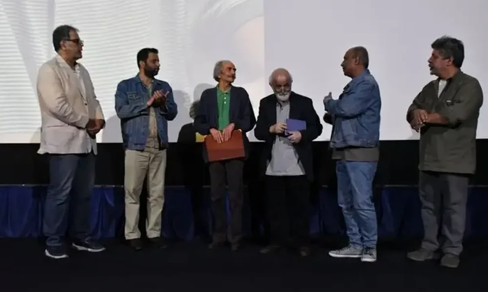 سینماگر پیشکسوت در بیمارستان بستری شد