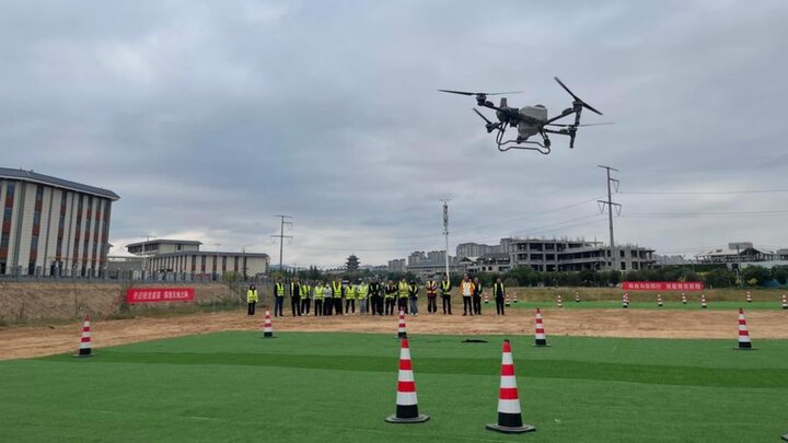 شارژ پهپاد در حال پرواز با اشعه مایکروویو