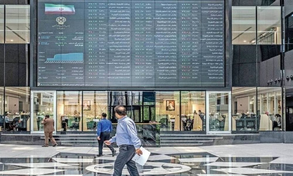 شرط بازگشایی بازار سهام / رئیس سازمان بورس زمان تصمیم نهایی را اعلام کرد