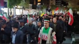 شعار شهرکردی‌ها در سالروز تشکیل سپاه پاسداران؛ ما هم سپاهی هستیم