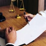 نقل‌وانتقال اموال توقیف‌شده همکاران دشمن حتی با وکالت ممکن نیست