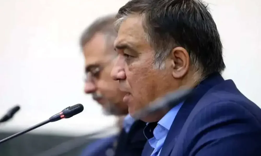 واکنش تاجرنیا به شایعات عدم تیمداری هلدینگ