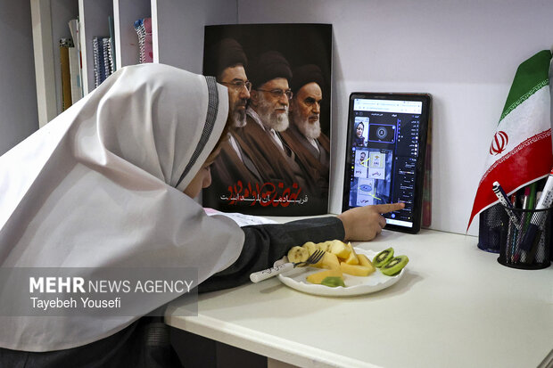 وقتی کلاس به خانه‌ها رفت؛ روایت معلمی که فاصله‌ها را شکست