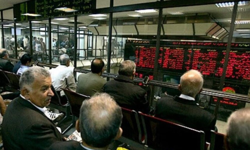 بازار سهام منتظر تصمیم شورای عالی/ وضعیت شرکت‌های آسیب‌دیده مبهم است