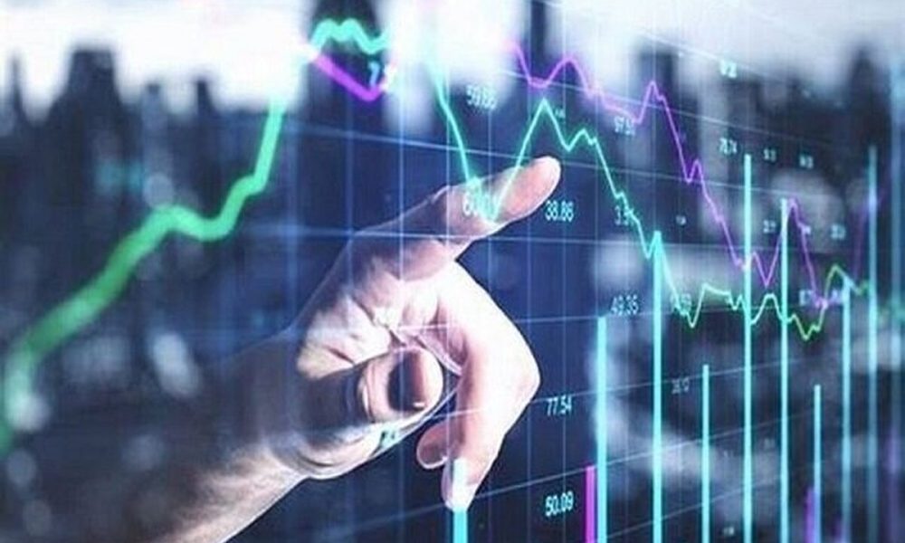 بورس در مسیر بازگشت/ شاخص کل دوباره ۳.۹ میلیونی شد