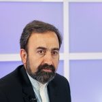 دایره را تنگ کنیم آنها که دلسوز وطن نیستند روایتگر می‌شوند!
