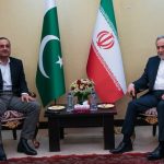 دیدار فرمانده ارتش پاکستان با وزیر امور خارجه کشورمان