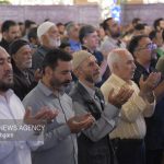 شوقِ بندگی در صف عاشقان؛ حرم مطهر امام رضا(ع)