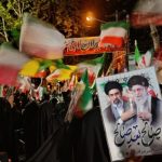 شکوه حضور مردم و کاروان خودرویی مردم نراق در بیعت با رهبر انقلاب