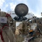 فضانوردان روس راهپیمایی فضایی کردند