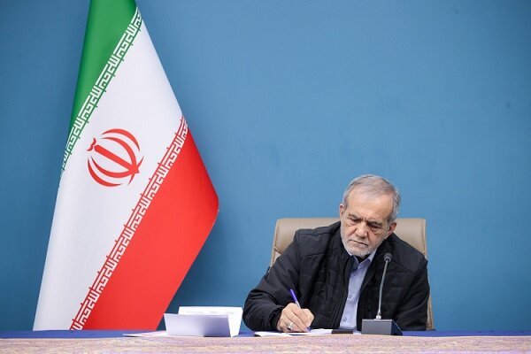 پزشکیان خواستار کنترل قیمت‌ها از سوی وزارت جهاد کشاورزی شد