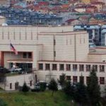 تیراندازی در محوطه سفارت آمریکا در لبنان
