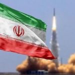 دست روی ماشه همان دست مذاکره‌کننده و پرچم‌دار خیابان است