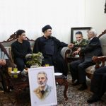 دیدار حجت الاسلام سید حسن خمینی با خانواده شهید سپهبد موسوی
