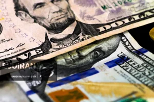 قیمت طلا و دلار امروز پنجشنبه 21خرداد/ طلا کاهشی، دلار افزایشی‌ + جدول