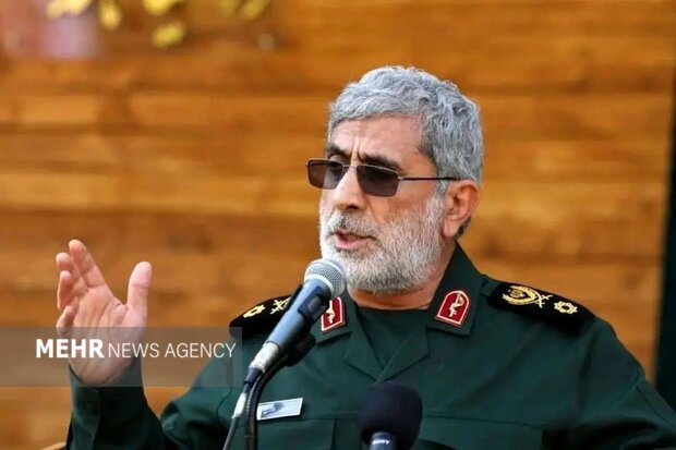 هشدار قاآنی به صهیونیست‌ها؛ باید سراسر لبنان را ترک کنید