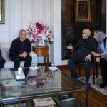 پزشکیان با یکی از مفاخر علوم پزشکی کشور دیدار کرد