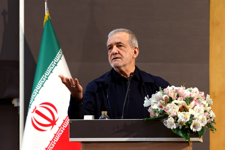پزشکیان: همه ما در قبال حفاظت از محیط زیست مسئولیم