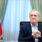 پزشکیان وارد قم شد