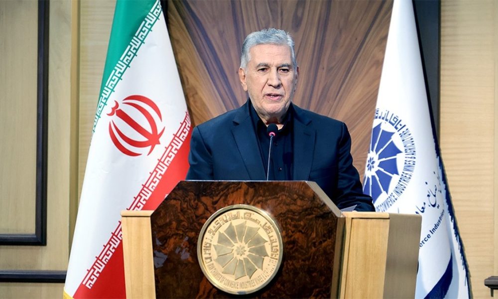 حسن‌زاده: فعالان اقتصادی مسیر توسعه و اقتدار ایران را ادامه می‌دهند