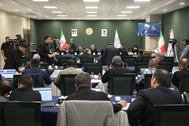 زارعی: قالیباف را متهم به کودتا کردند، اما موانع قانون‌گذاری را برداشت
