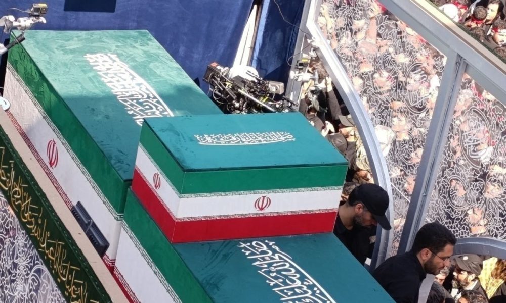 مشهد در آماده‌باش کامل/ استقرار ۳ هزار امدادگر در محل خاکسپاری رهبر شهید