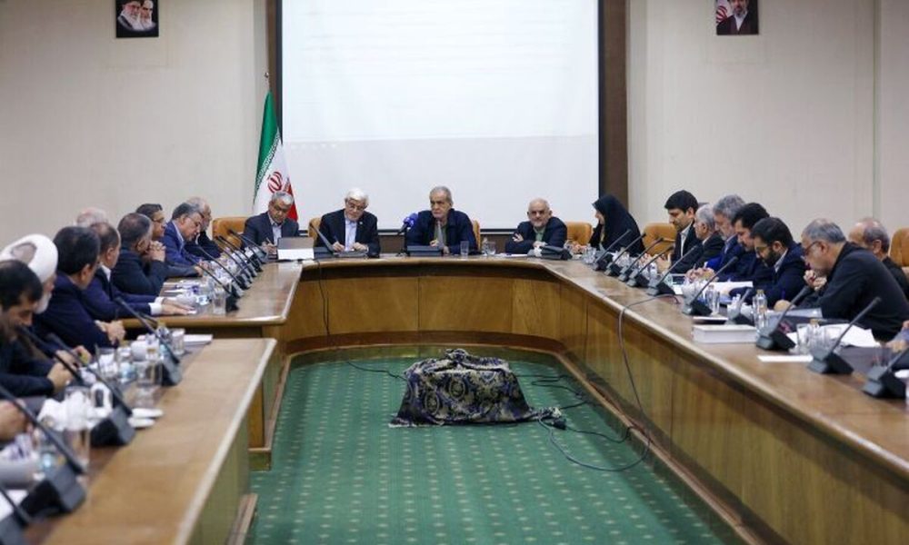 هشدار پزشکیان درباره شرایط کشور / تأکید بر مشارکت مردم برای عبور از بحران