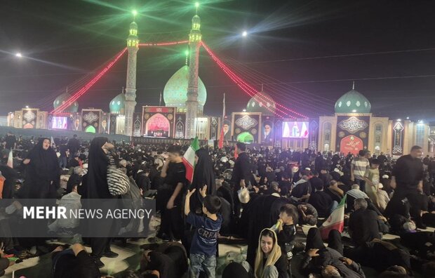 هم‌اکنون؛ زائران امام شهید در مسجد مقدس جمکران چه گفتند؟ /۲