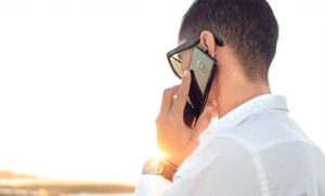 آیا گوشی من به حرف‌هایم گوش می‌دهد؟