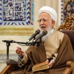 آیت‌الله جوادی‌آملی: توحیدباید در همه شئون زندگی انسان ظهور داشته باشد