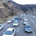 ترافیک ۱۰ کیلومتری در جاده رشت به قزوین| هر ۲ مسیر در اختیار خودروهای عازم تهران است