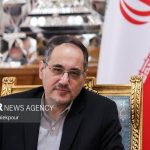 نگاهداری: منفعت‌جویان از جیب مردم و آبروی فداکاران انقلاب خرج می‌کنند