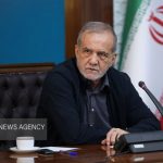 رئیس جمهور: باید پناهگاه و تکیه‌گاه همه ملت ایران باشیم