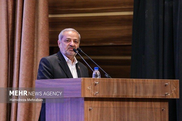 کاظمی:بیش از ۱۱ هزار کلاس درس هوشمند سازی شده است